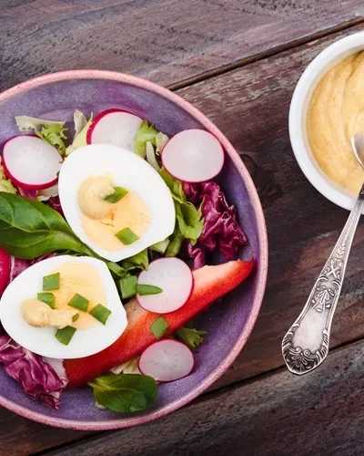 auberge-des-marais-oeufs-mayonnaise-avec-crudite